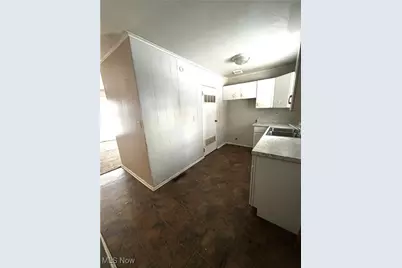 2217 Belvoir Boulevard, Loveland, OH 44121 - Photo 8