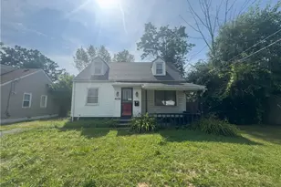 4226 E 164th St, Loveland, OH 44128 - Photo 2