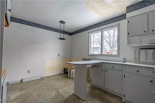 518 Summit St, Niles, OH 44446 - Photo 8
