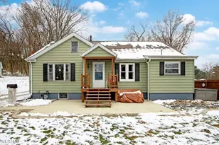 557 Oak Hill Rd, Wooster, OH 44691 - Photo 1