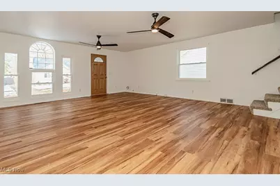 504 7th Street, Fairport Harbor, OH 44077 - Photo 8