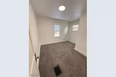 3308 E 137th Street, Loveland, OH 44120 - Photo 8