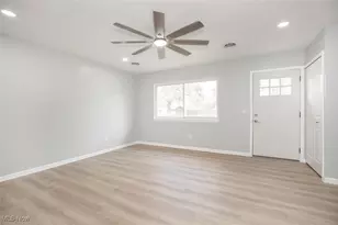 3834 Cambridge Ave, Lorain, OH 44053 - Photo 2