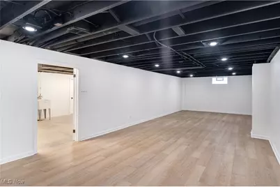 338 Blossom Avenue, Campbell, OH 44405 - Photo 18