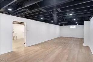 338 Blossom Ave, Campbell, OH 44405 - Photo 18