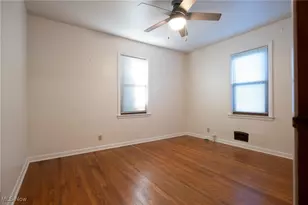 318 Charlotte St, Bucyrus, OH 44820 - Photo 6