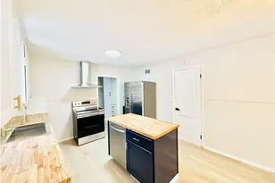 8720 Olde 8 Rd, Northfield, OH 44067 - Photo 4