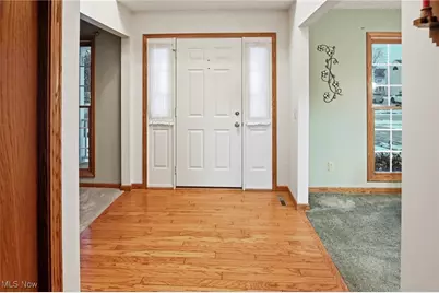 86 Timothy Avenue, Cuyahoga Falls, OH 44223 - Photo 4