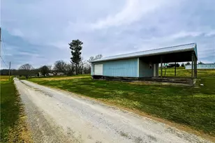 3895 Adamsville Rd, Zanesville, OH 43701 - Photo 34