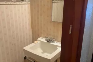 7296 Poore Rd, Conneaut, OH 44030 - Photo 16