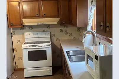 7296 Poore Road, Conneaut, OH 44030 - Photo 6