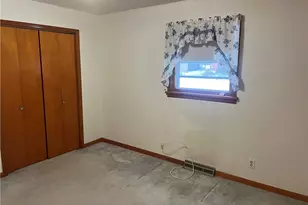 7296 Poore Rd, Conneaut, OH 44030 - Photo 12