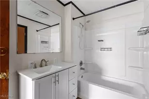 840 Hanover St, Martins Ferry, OH 43935 - Photo 20