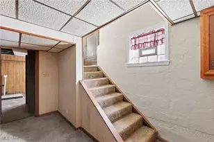 840 Hanover St, Martins Ferry, OH 43935 - Photo 30