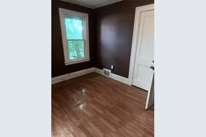 2189 15th Street SW, Akron, OH 44314 - Photo 12