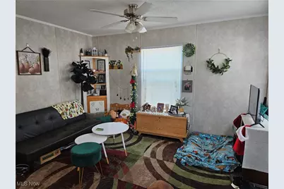 81 Hyland Drive, Akron, OH 44312 - Photo 14