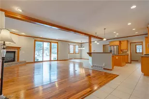 6720 Bridgestone Cir NE, Canton, OH 44721 - Photo 14