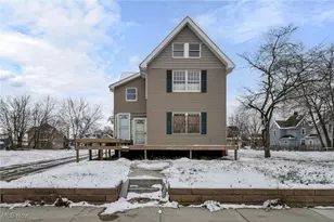 814 Plymouth Ct NW, Canton, OH 44703 - Photo 2