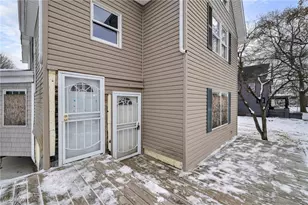 814 Plymouth Ct NW, Canton, OH 44703 - Photo 4