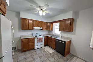 203 Mahan Rd, Weirton, WV 26062 - Photo 10