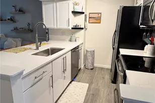 19311 Puritas Ave, Loveland, OH 44135 - Photo 6