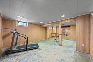 9201 Old Meadow Dr, Chagrin Falls, OH 44023 - Photo 24