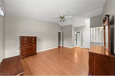 9201 Old Meadow Drive, Chagrin Falls, OH 44023 - Photo 20