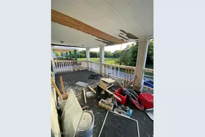 639 E 124th Street, Loveland, OH 44108 - Photo 2