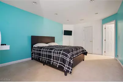 3700 Tamarisk Drive, Akron, OH 44333 - Photo 32