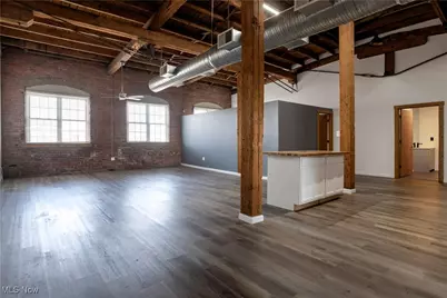 3849 E Lakeside Avenue #202, Loveland, OH 44114 - Photo 2