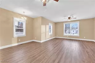 407 Barker St, Wellington, OH 44090 - Photo 4