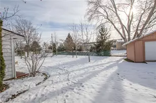 1184 Mayfair Dr, Green Hills, OH 44131 - Photo 42