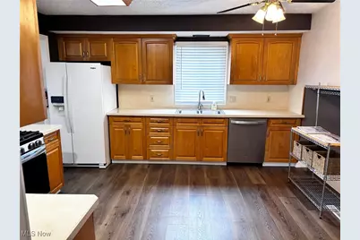 1184 Mayfair Drive, Green Hills, OH 44131 - Photo 2