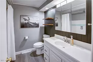 1184 Mayfair Dr, Green Hills, OH 44131 - Photo 32