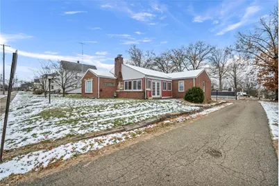 135 Wooster Street NW, Navarre, OH 44662 - Photo 4