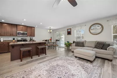 7537 Greenlawn Drive, North Ridgeville, OH 44039 - Photo 14