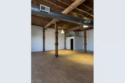 3800 E Lakeside Avenue #402, Loveland, OH 44114 - Photo 2