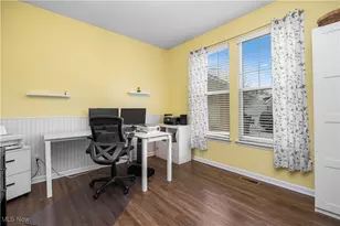 4201 Meadow Lark Dr, Lorain, OH 44053 - Photo 2