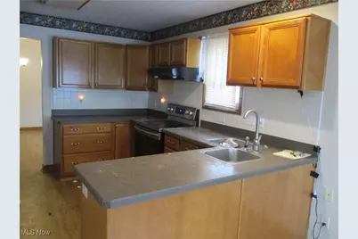 1375 Golden Lane, Grandview Heights, OH 44147 - Photo 2