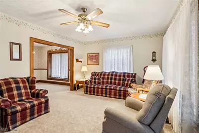 79 20th Street SW, Barberton, OH 44203 - Photo 8