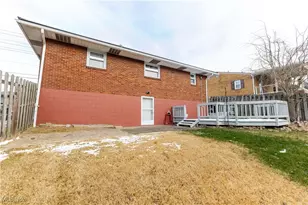 120 Capitol Dr, Weirton, WV 26062 - Photo 28