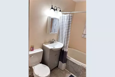 809 Delia Avenue, Martins Ferry, OH 43935 - Photo 18