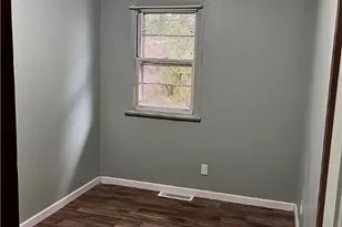 809 Delia Ave, Martins Ferry, OH 43935 - Photo 10