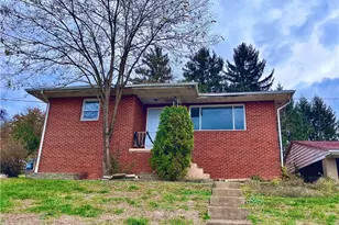 809 Delia Ave, Martins Ferry, OH 43935 - Photo 2