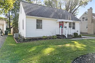 172 Anna Ave NW, Canton, OH 44708 - Photo 4