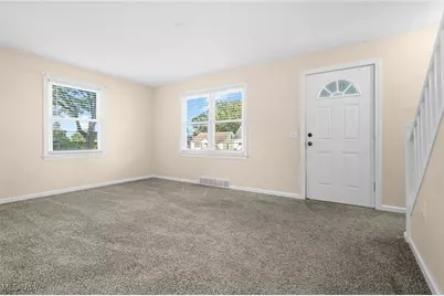 172 Anna Avenue NW, Canton, OH 44708 - Photo 8