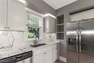 1935 E 123 St, Loveland, OH 44106 - Photo 8