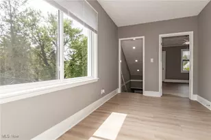 1935 E 123 St, Loveland, OH 44106 - Photo 10