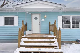 11062 Leader Rd, Chardon, OH 44024 - Photo 2