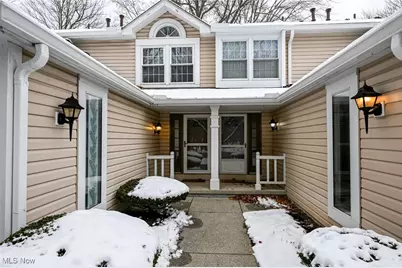 3874 Lake Run Boulevard, Stow, OH 44224 - Photo 2